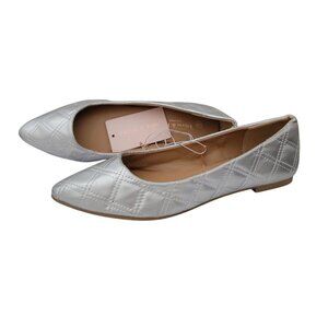 NWT Olivia & Kate Women's Silver Quilted Pointed Toe Ballet Flats Size 8